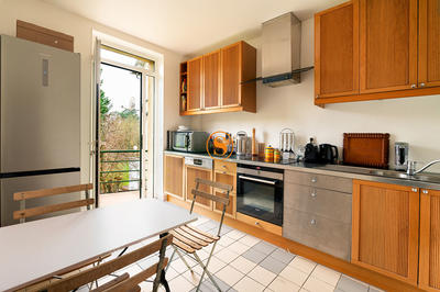 Maison - 182 m² - 8 pièces