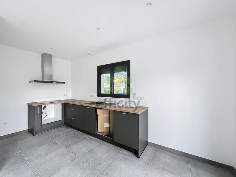 Maison - 85 m² - 4 pièces