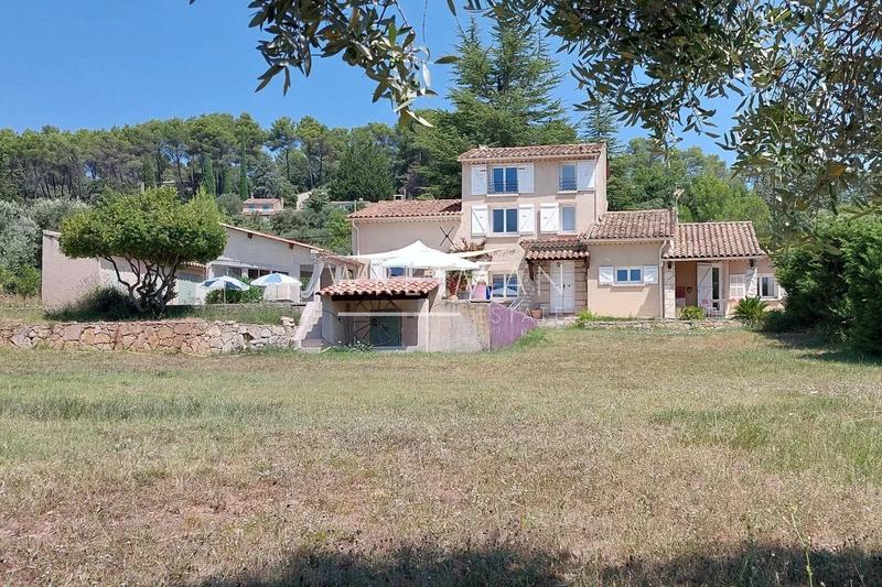 Villa - 150 m² - 7 pièces