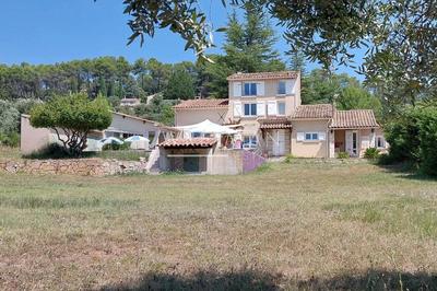 Villa - 150 m² - 7 pièces