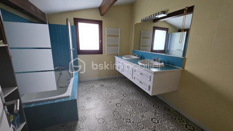 Maison de campagne - 257 m² - 8 pièces