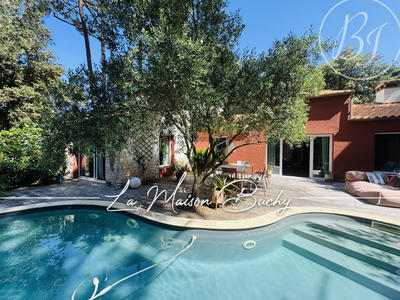 Maison - 167 m² - 6 pièces