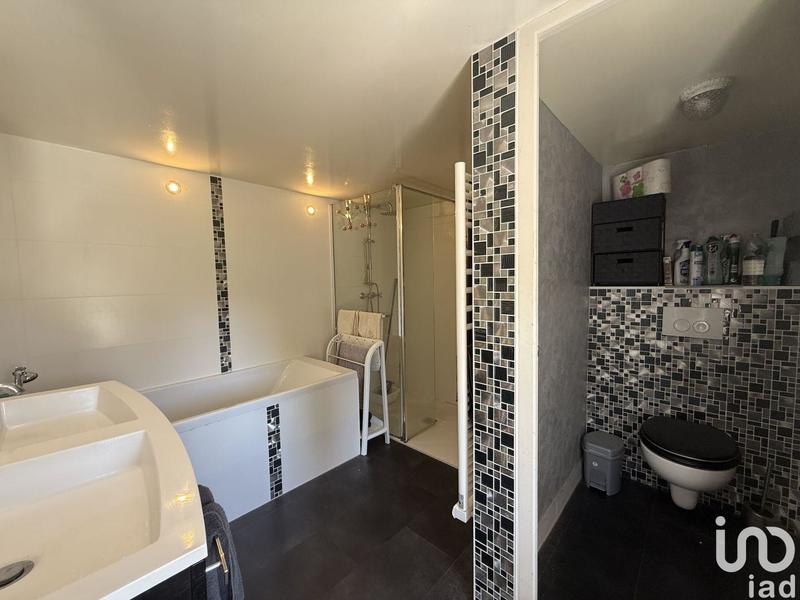 Maison - 496 m² - 14 pièces