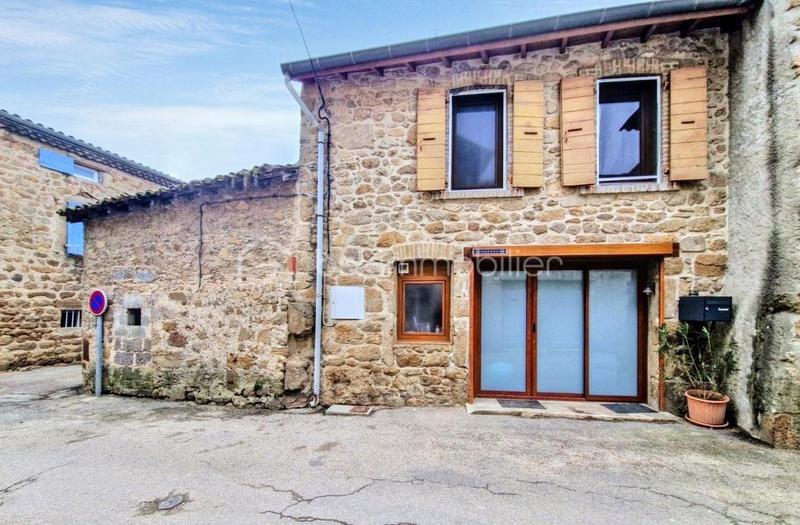 Maison de village - 112 m² - 4 pièces