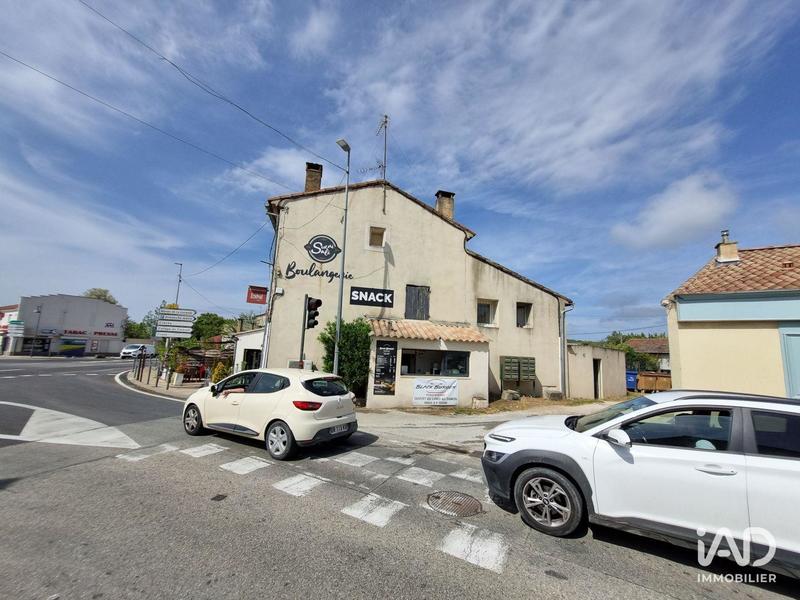 Local commercial - 601 m²