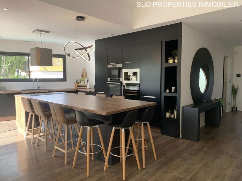 Maison - 151 m² - 5 pièces