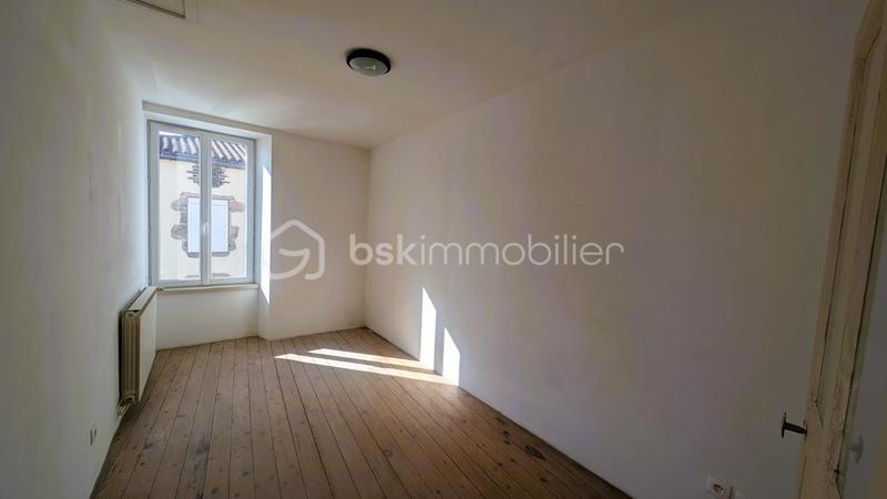 Maison de village - 93 m² - 6 pièces