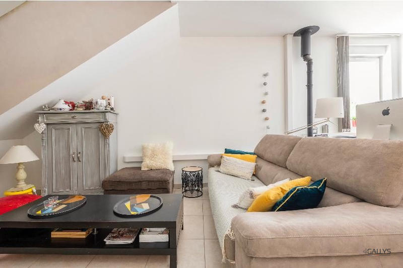 Appartement - 99 m² - 4 pièces