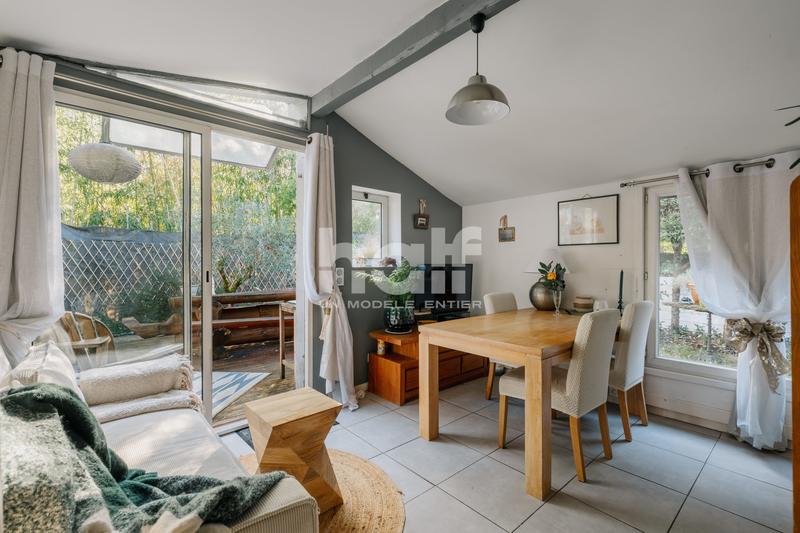 Maison - 170 m² - 6 pièces