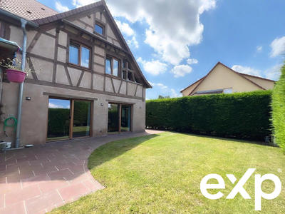 Maison - 240 m² - 9 pièces