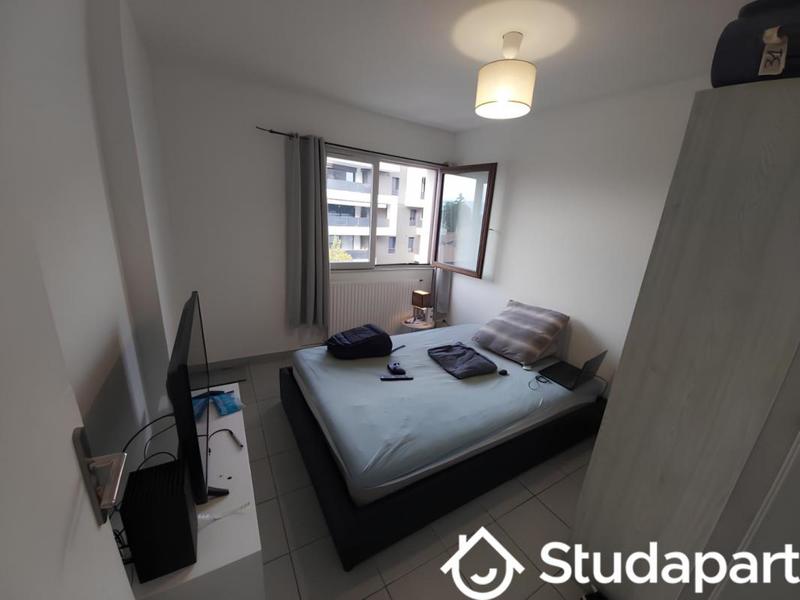 Chambre - 9 m² - 1 pièce