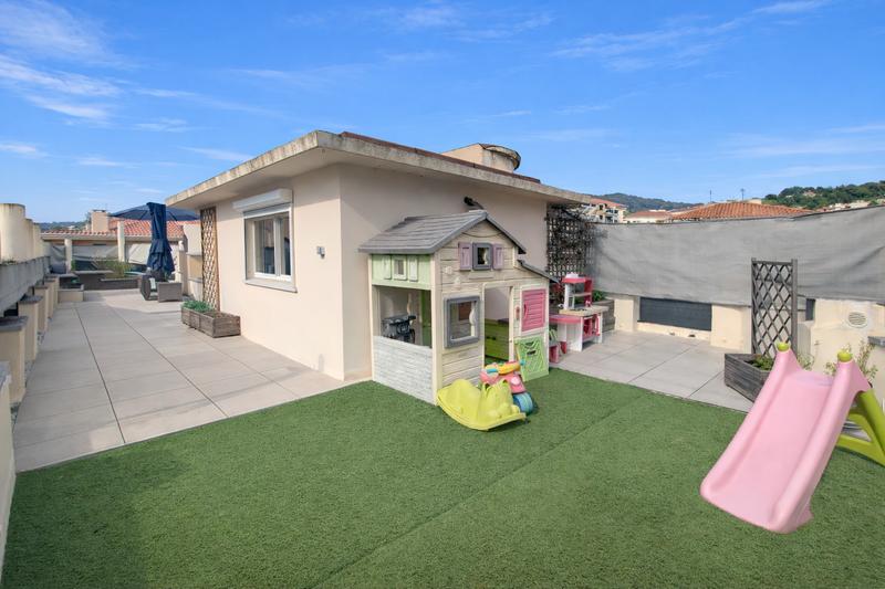 Duplex - 106 m² - 5 pièces