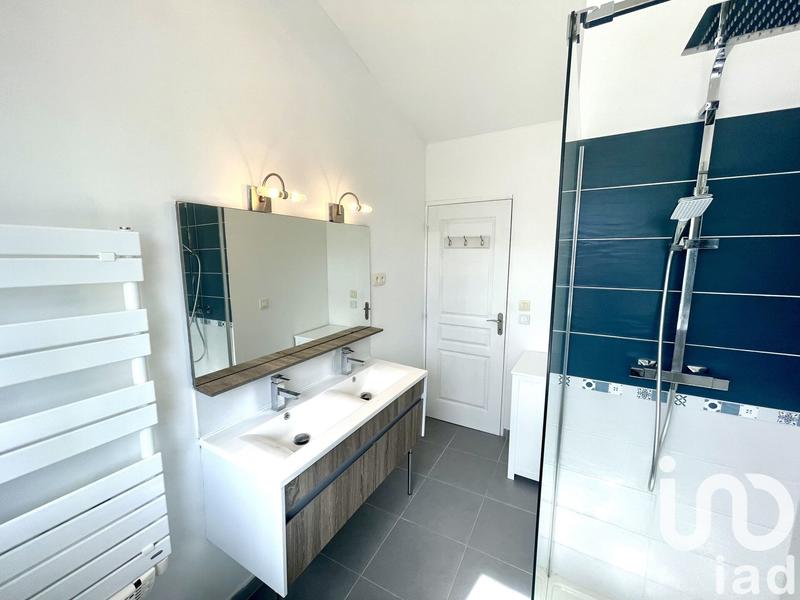 Maison de village - 207 m² - 9 pièces