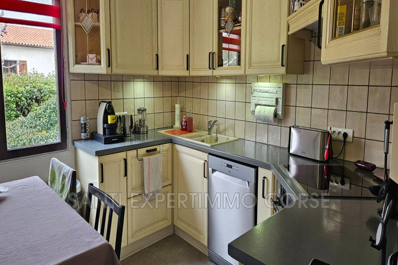 Maison - 121 m² - 5 pièces