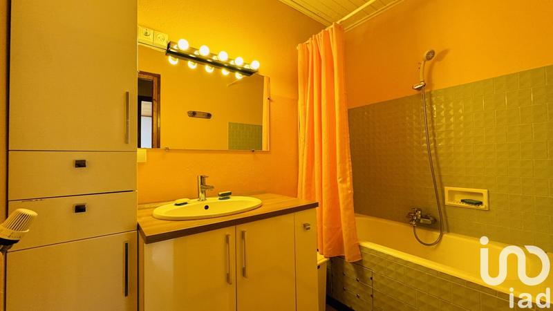 Maison - 302 m² - 12 pièces