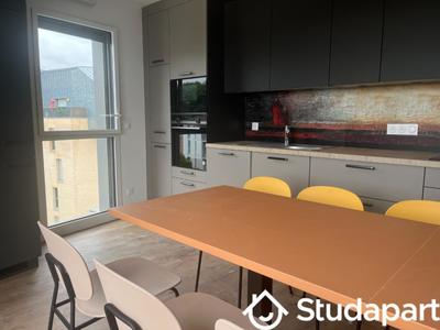 Chambre - 12 m² - 1 pièce