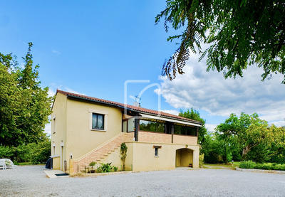 Maison - 135 m² - 6 pièces