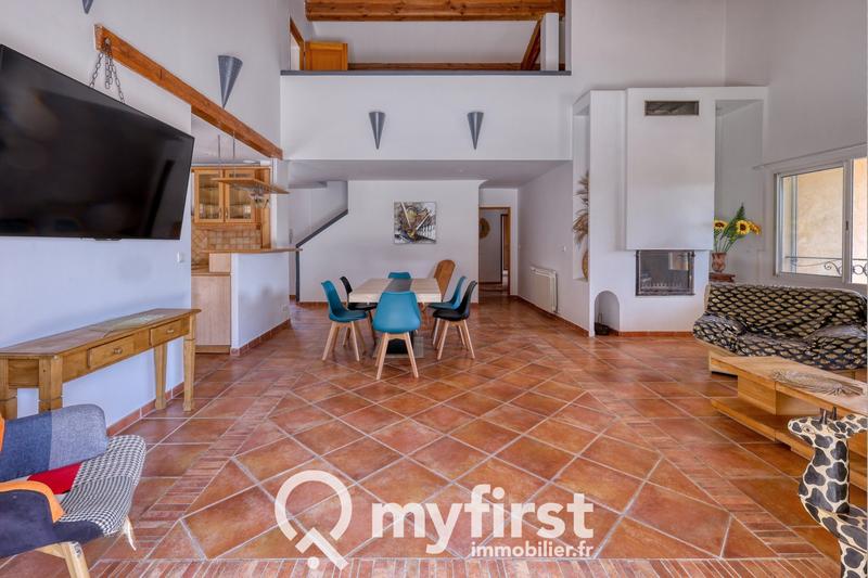 Villa - 178 m² - 6 pièces