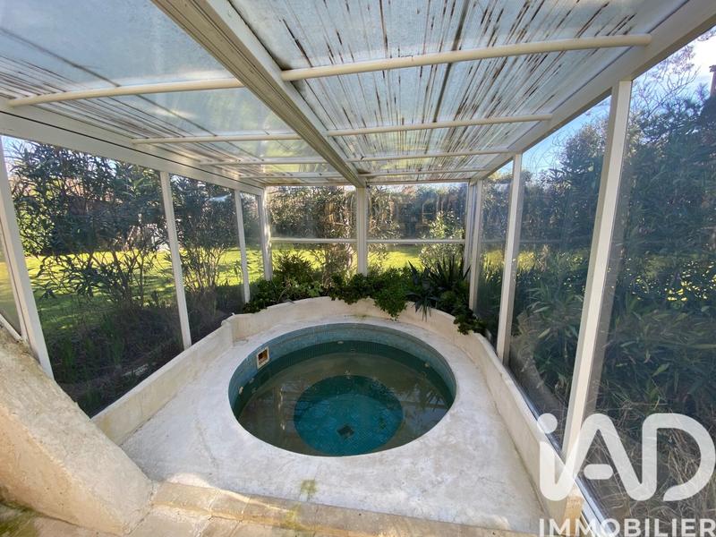 Maison - 212 m² - 9 pièces