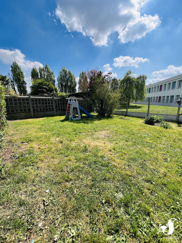 Maison - 85 m² - 5 pièces