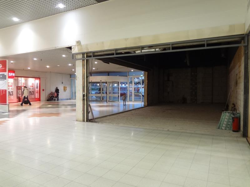 Local commercial - 75 m² - 1 pièce