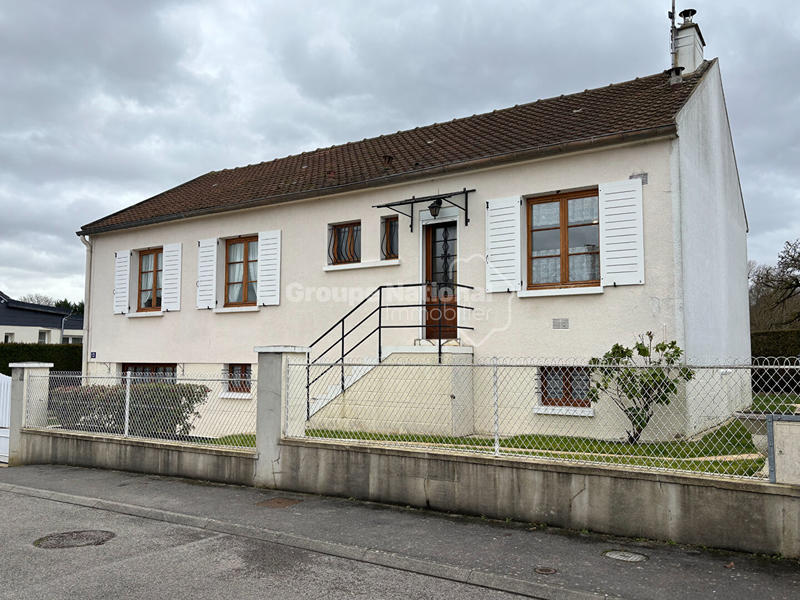 Maison - 94 m² - 6 pièces