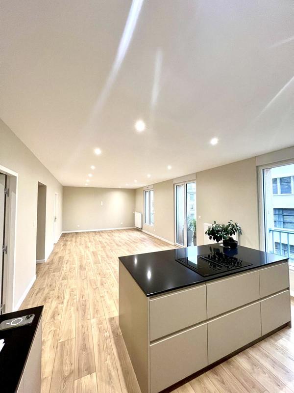 Appartement - 79 m² - 3 pièces