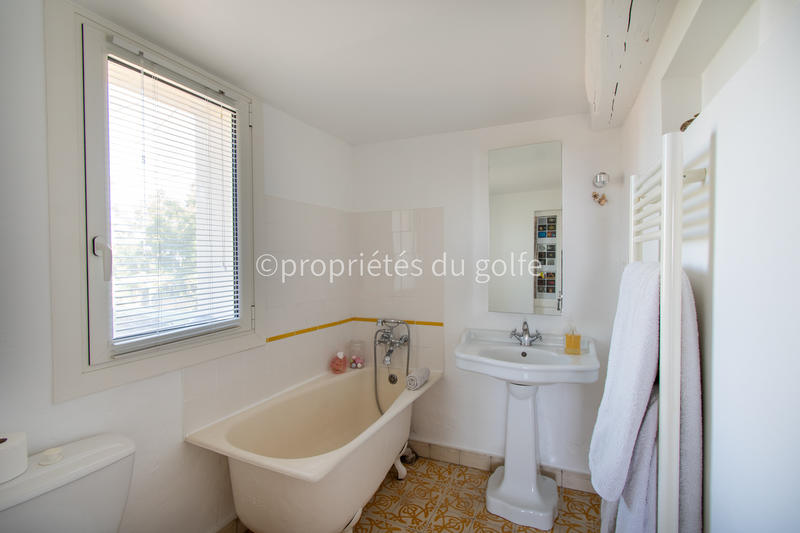Maison - 104 m² - 5 pièces