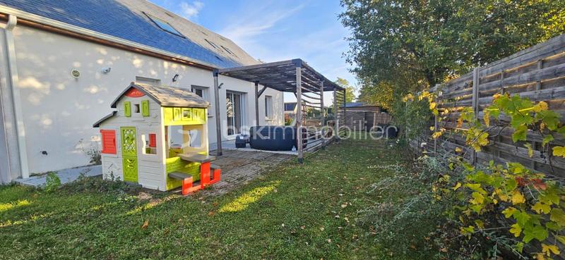 Maison traditionnelle - 102 m² - 5 pièces