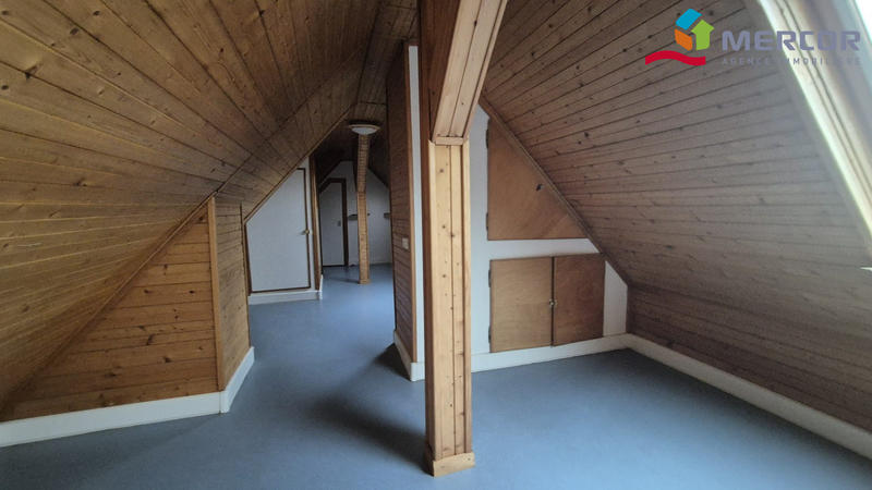 Maison - 136 m² - 5 pièces