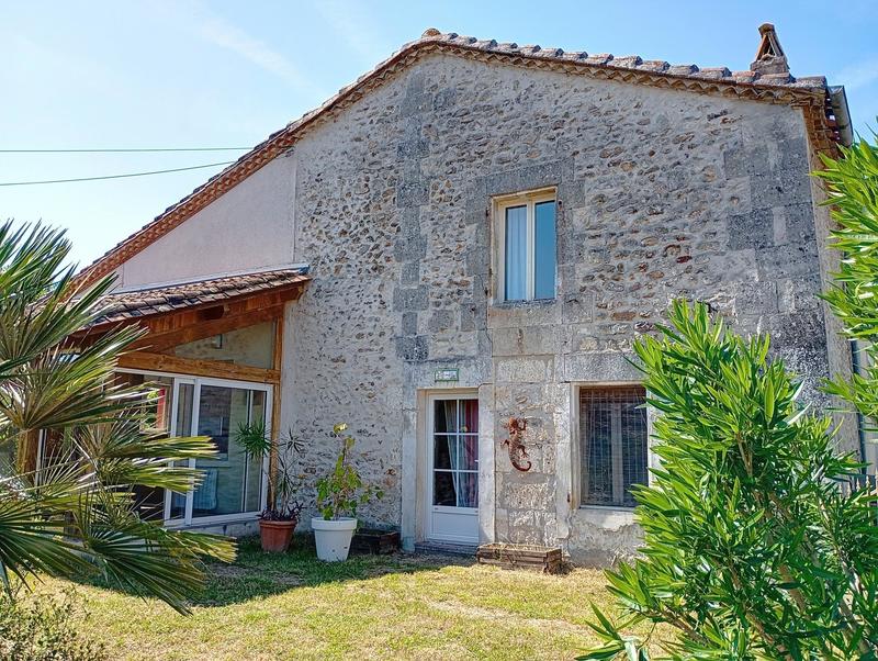 Maison - 163 m² - 6 pièces