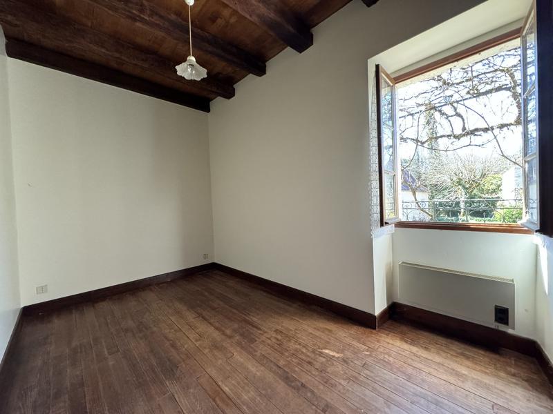 Maison - 190 m² - 10 pièces