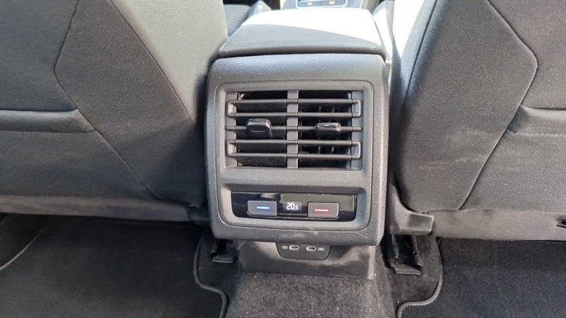 Volkswagen Golf (8) 1.0 tsi opf 110ch life 1er