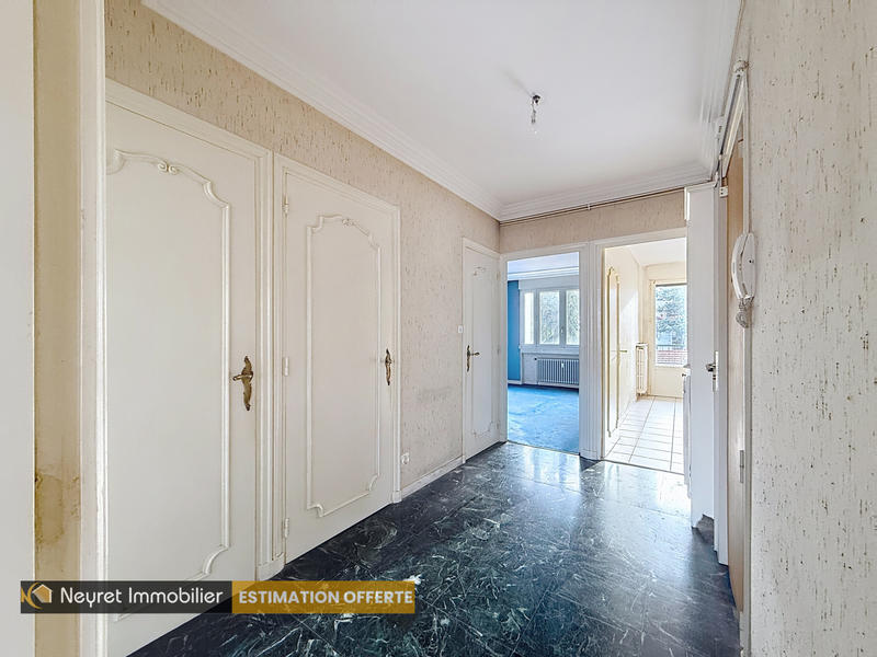 Appartement - 70 m² - 3 pièces