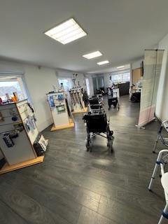 Local d'activité / Entrepôt - 685 m²