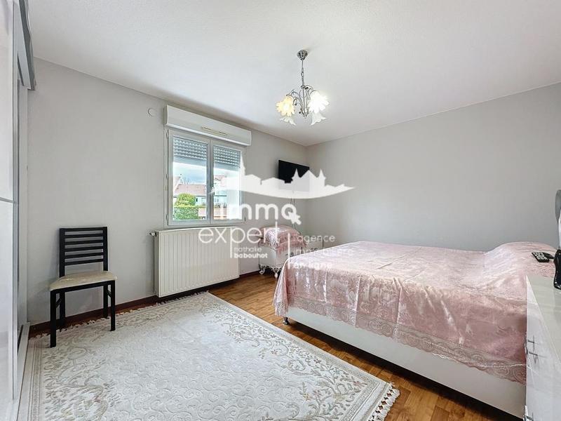 Villa - 184 m² - 6 pièces