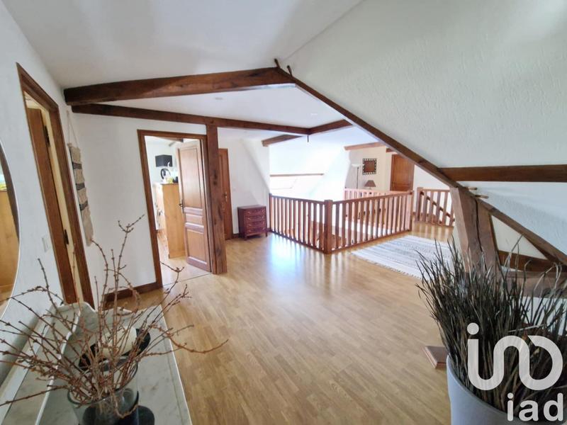 Maison - 300 m² - 9 pièces