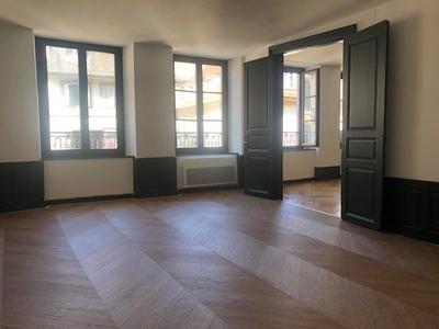 Appartement - 83 m² - 3 pièces