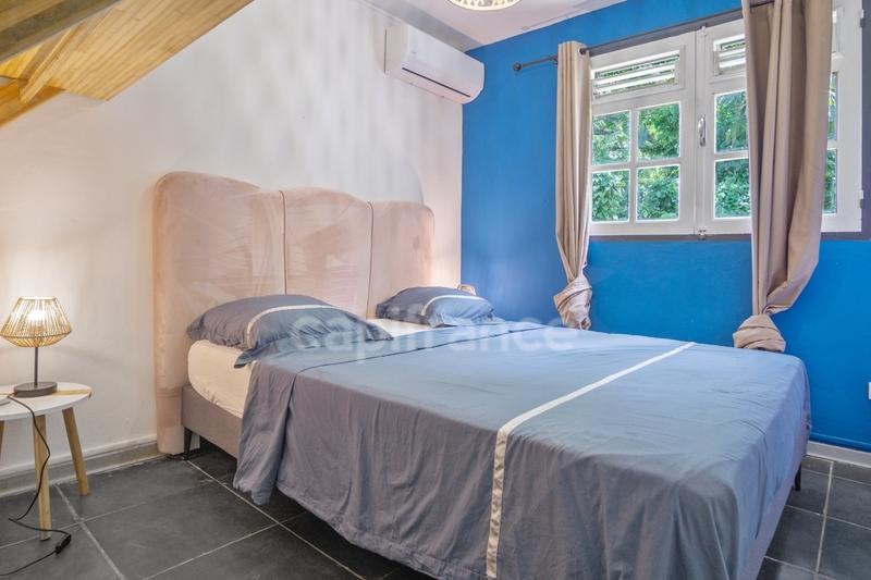 Immeuble - 285 m² - 11 pièces