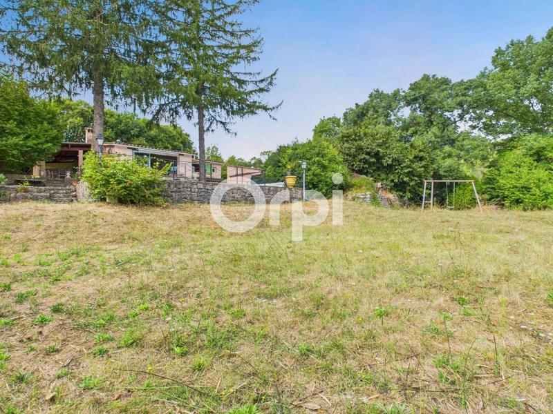 Maison - 286 m² - 7 pièces