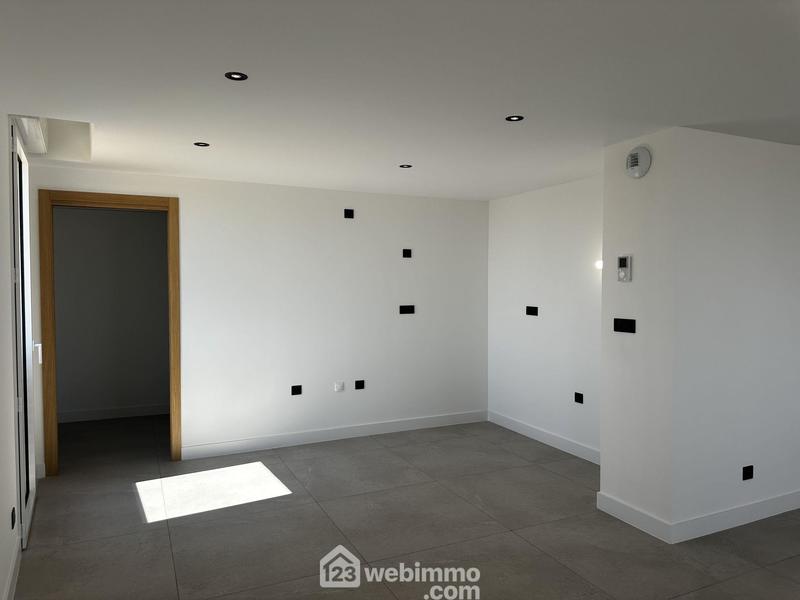 Appartement - 120 m² - 4 pièces