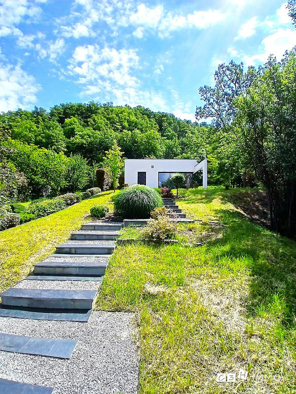 Maison contemporaine - 158 m² - 6 pièces