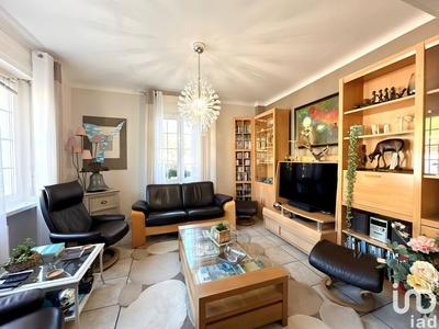 Maison - 129 m² - 6 pièces