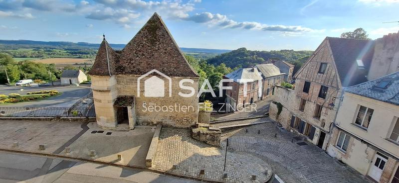 Maison - 270 m² - 3 pièces