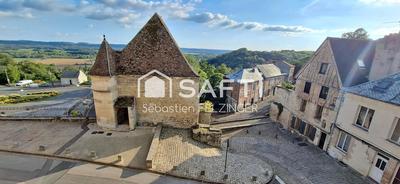 Maison - 270 m² - 3 pièces