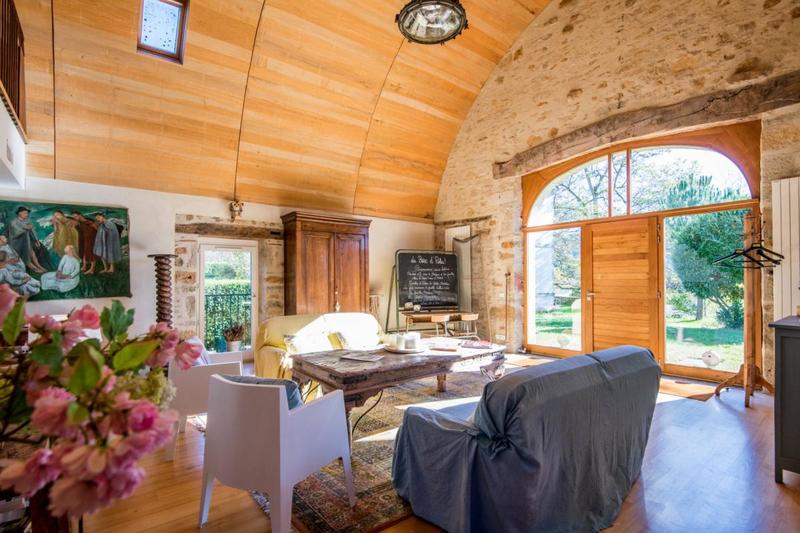 Maison de maîtres - 600 m² - 13 pièces