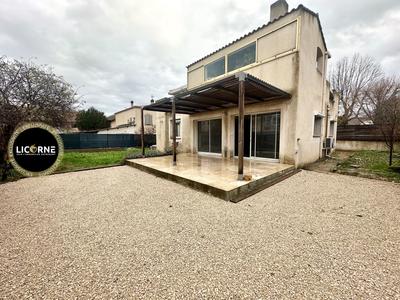 Appartement - 93 m² - 4 pièces