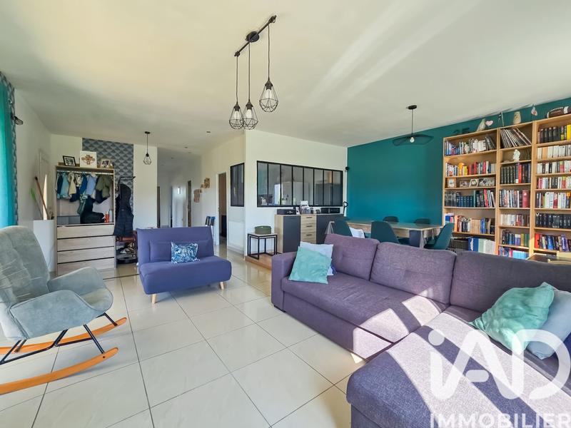 Maison - 140 m² - 5 pièces