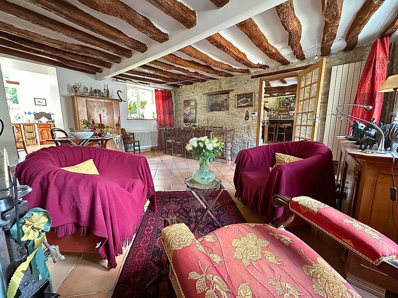 Demeure - 226 m² - 9 pièces