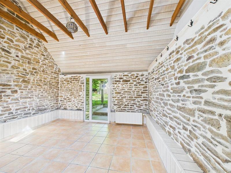 Maison en pierre - 170 m² - 6 pièces